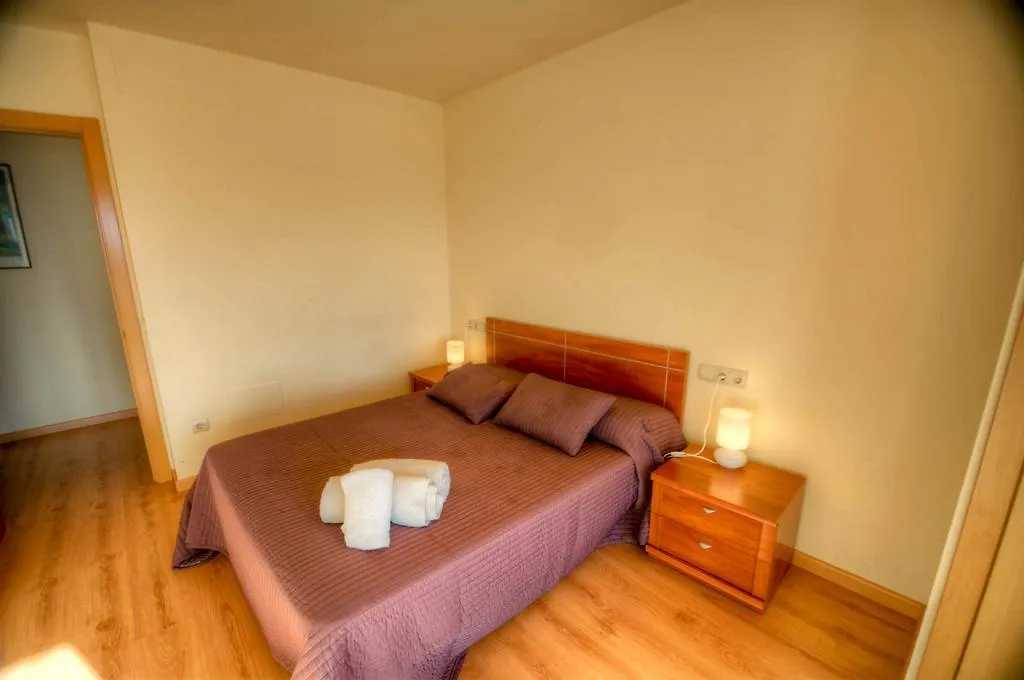 Apartamentos Plaza De La Vila Puigcerda Apartment