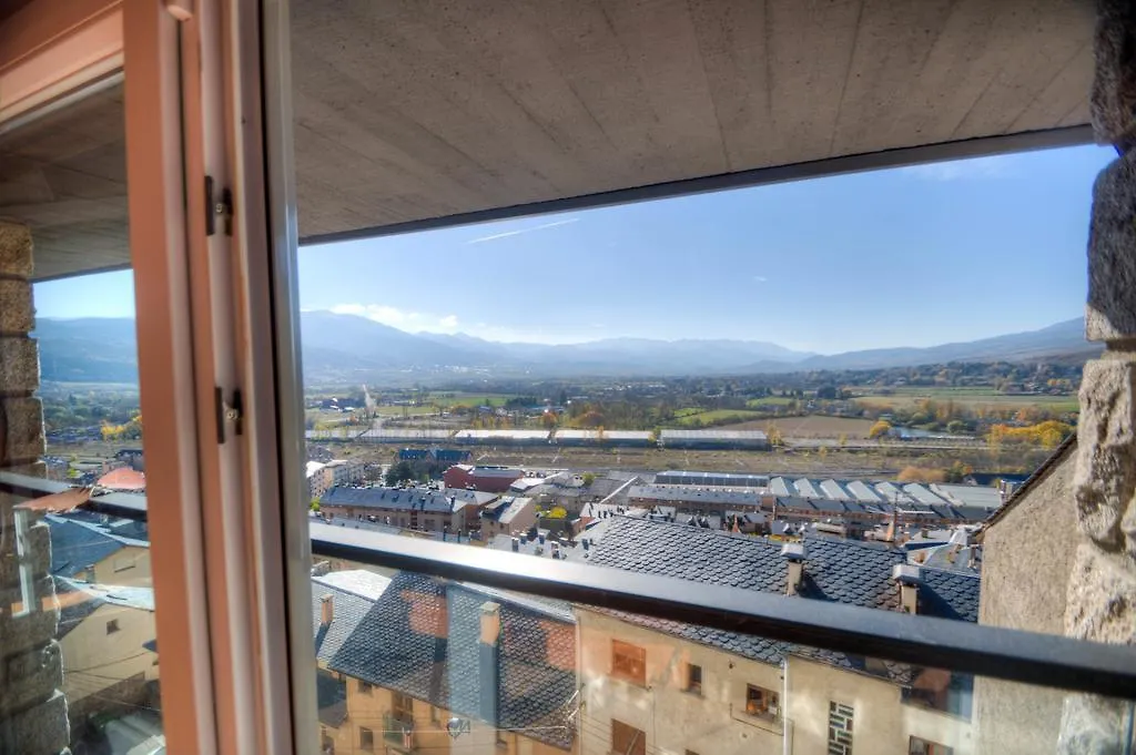 Apartamentos Plaza De La Vila Puigcerda