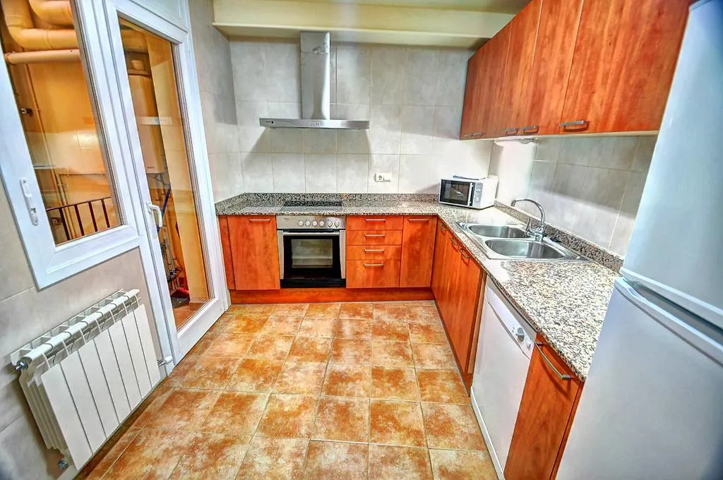 Apartamentos Plaza De La Vila Puigcerda Apartment